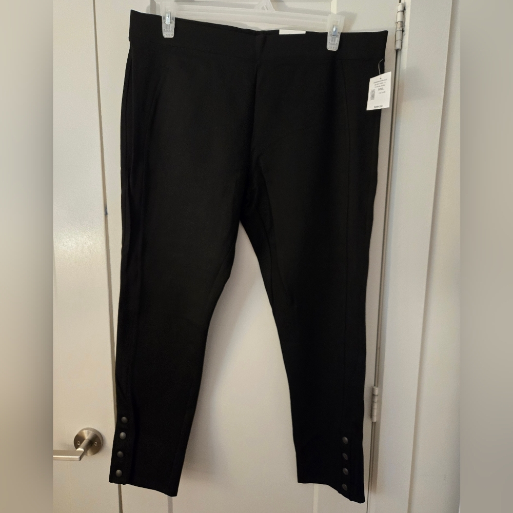 Cleo Black Women's Leggings with Button Detail